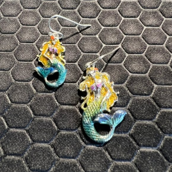 Mermaid Earrings Multicolored 18K White Gold Plated - Picture 1 of 1